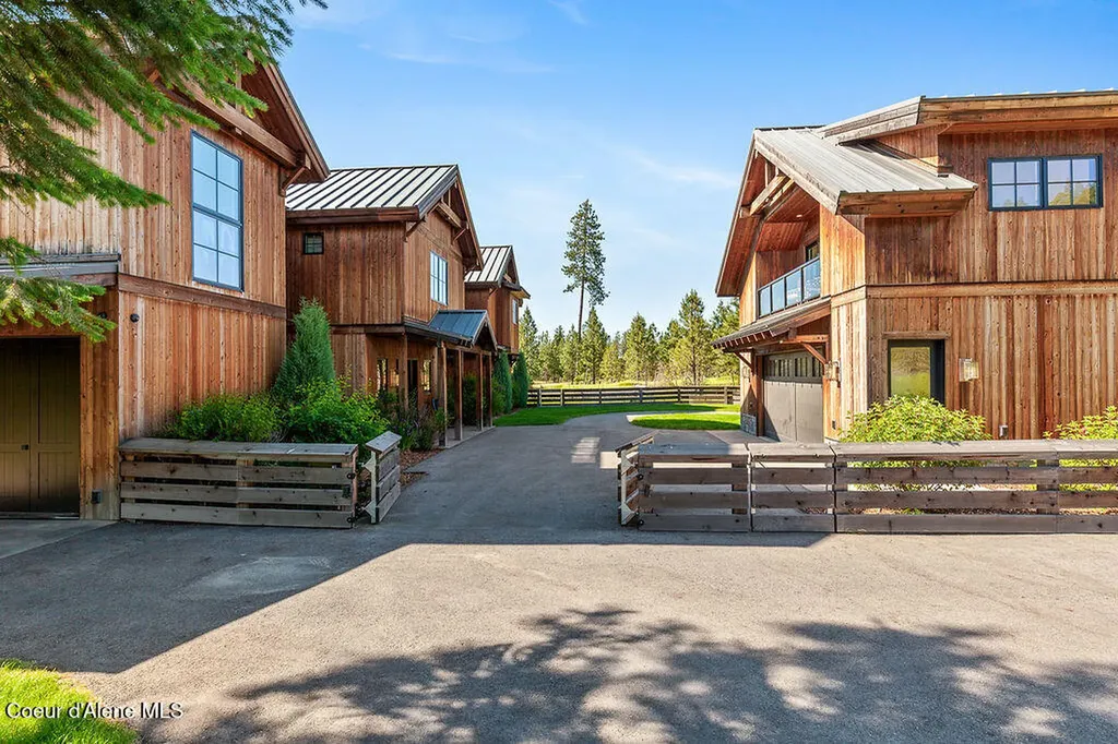 8033 S Gozzer Road Harrison ID 83833
