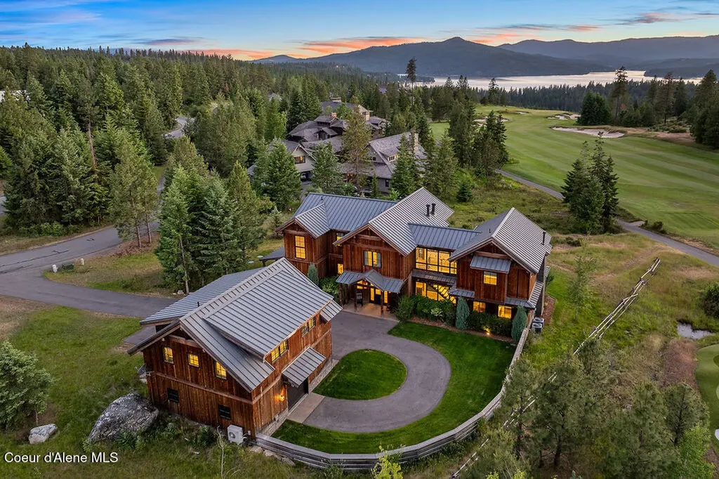 8033 S Gozzer Road Harrison ID 83833