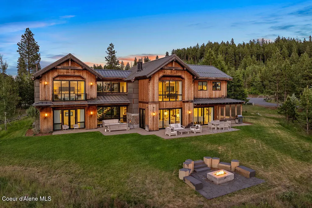 8033 S Gozzer Road Harrison ID 83833