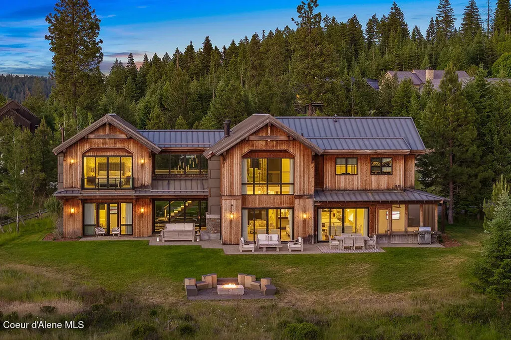 8033 S Gozzer Road Harrison ID 83833
