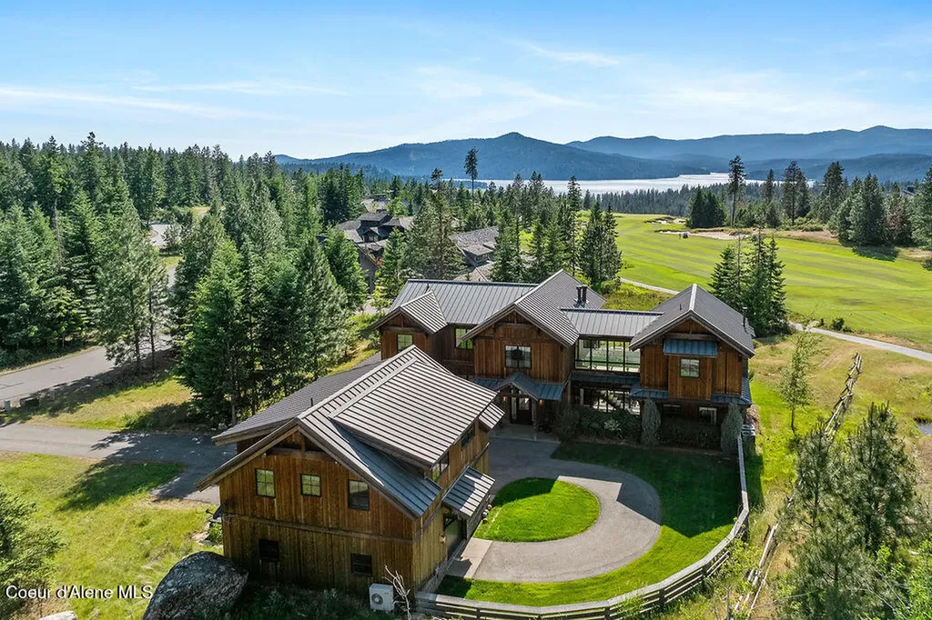 8033 S Gozzer Road Harrison ID 83833