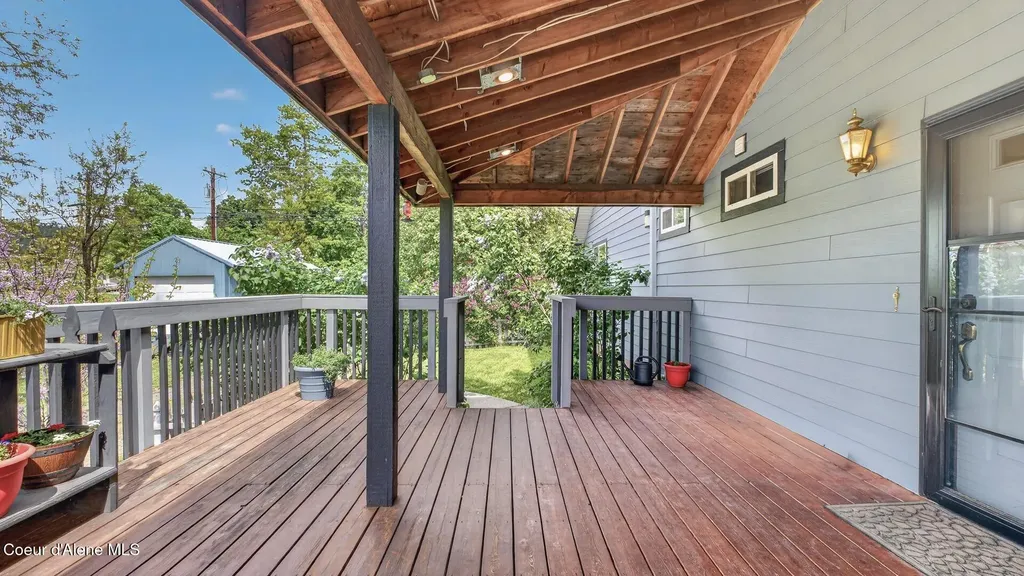 6616 Comanche Street Bonners Ferry ID 83805