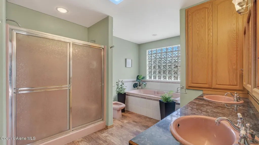 6616 Comanche Street Bonners Ferry ID 83805