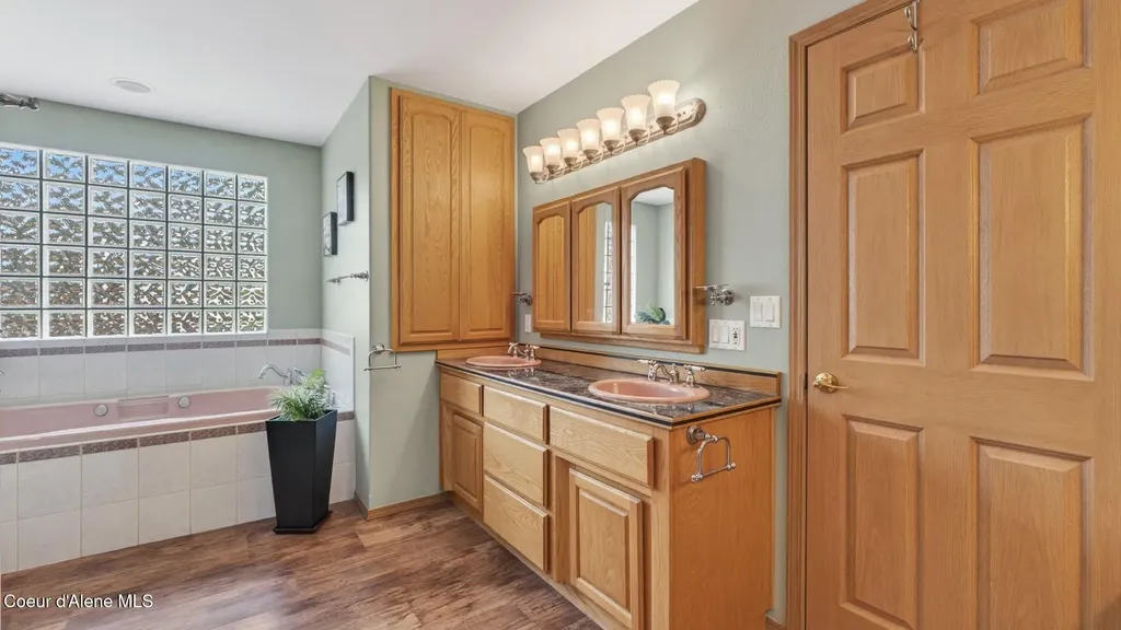 6616 Comanche Street Bonners Ferry ID 83805