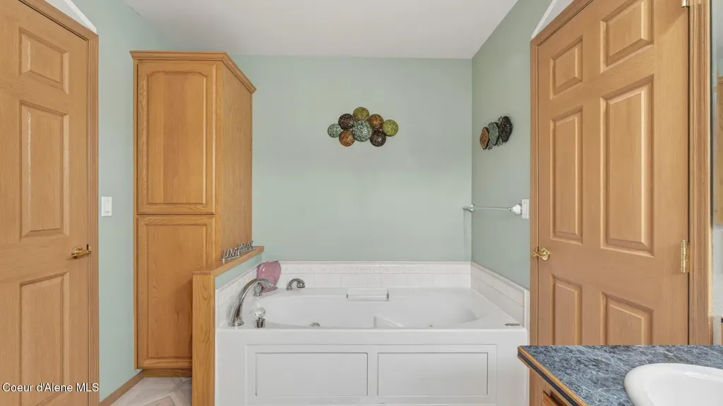 6616 Comanche Street Bonners Ferry ID 83805