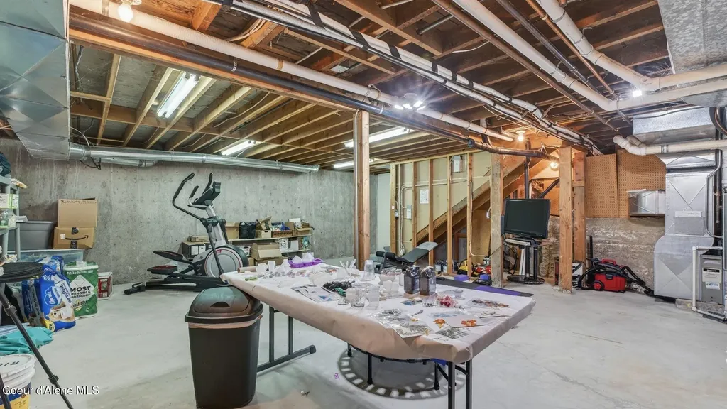 6616 Comanche Street Bonners Ferry ID 83805