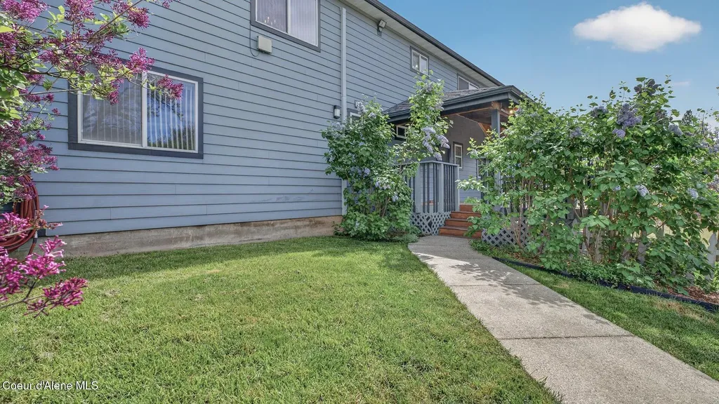 6616 Comanche Street Bonners Ferry ID 83805