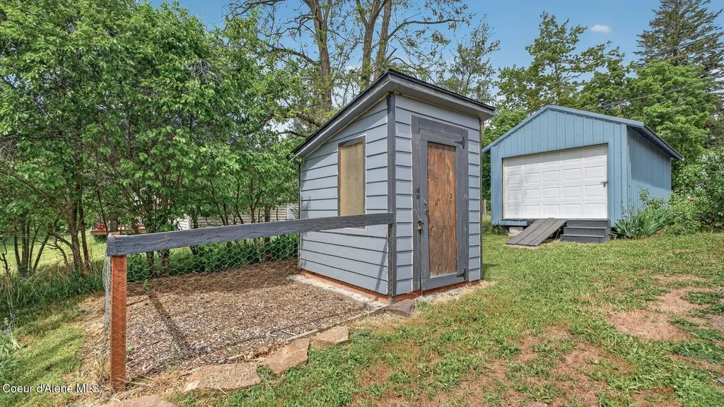 6616 Comanche Street Bonners Ferry ID 83805