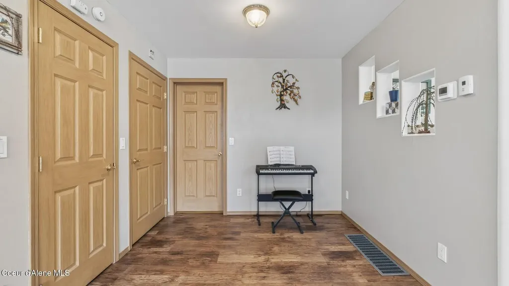 6616 Comanche Street Bonners Ferry ID 83805