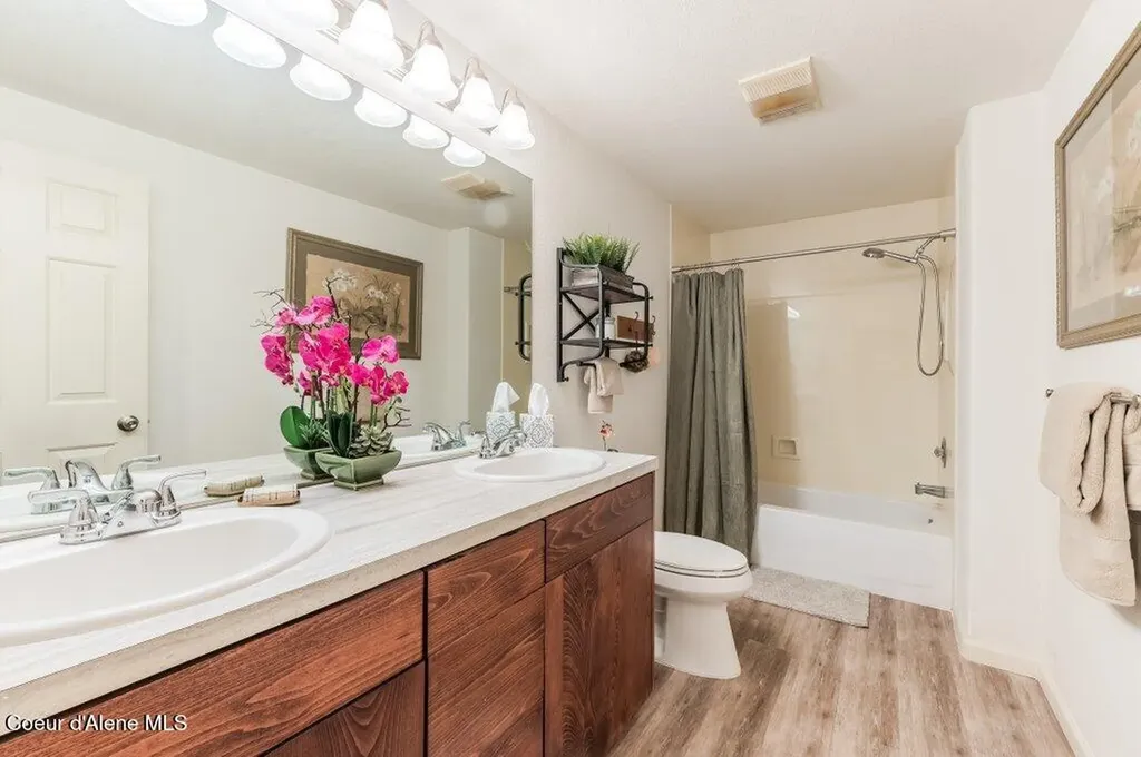 3108 E Point Hayden Drive Hayden Lake ID 83835