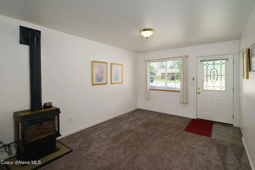 816 Shidaw Court Sandpoint ID 83864