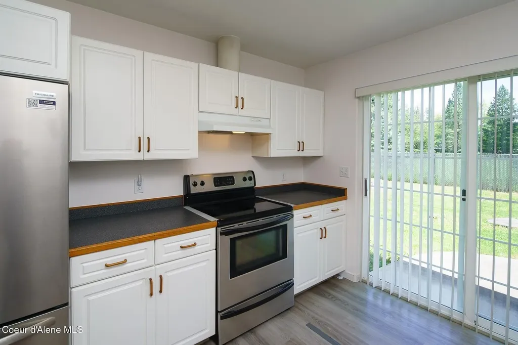 816 Shidaw Court Sandpoint ID 83864