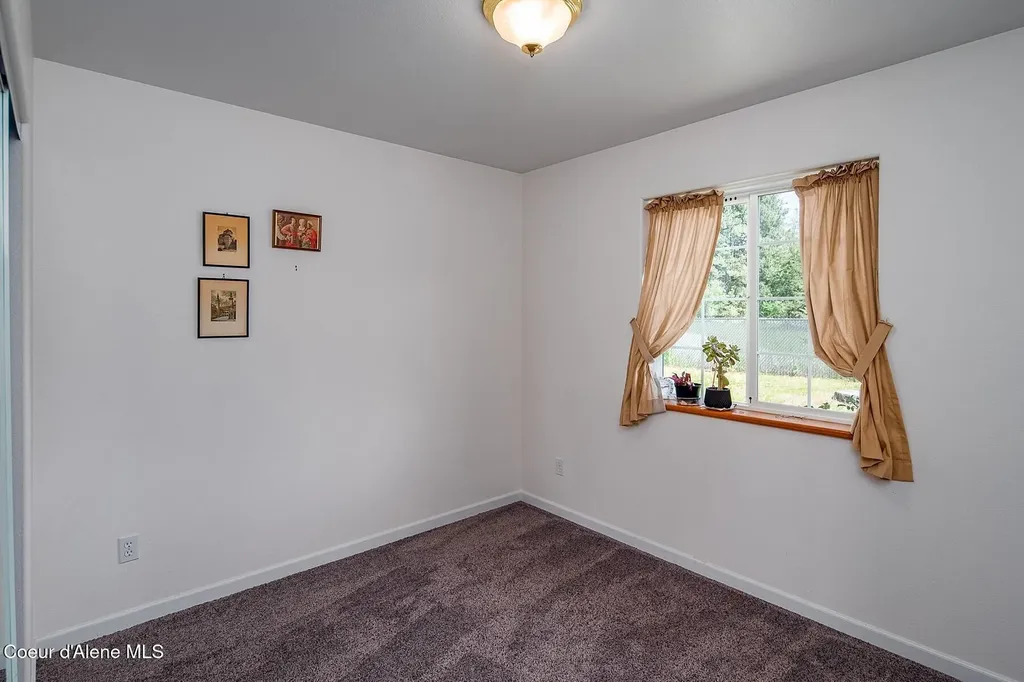816 Shidaw Court Sandpoint ID 83864