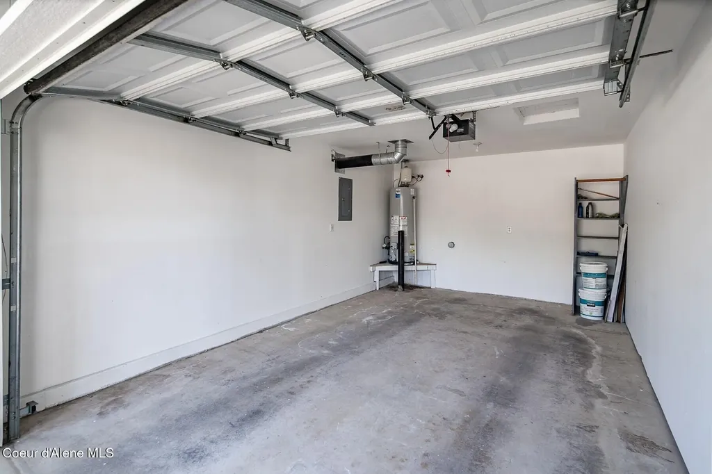 816 Shidaw Court Sandpoint ID 83864