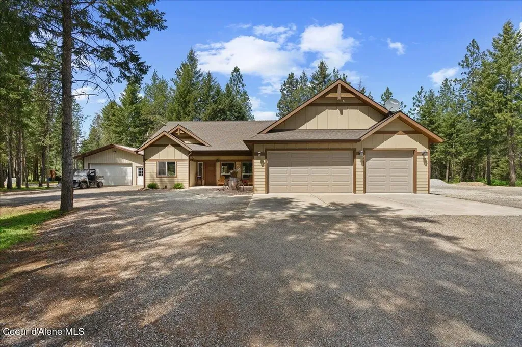 200 Dancing Lights Lane Athol ID 83801