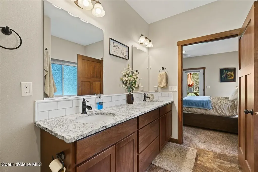 200 Dancing Lights Lane Athol ID 83801