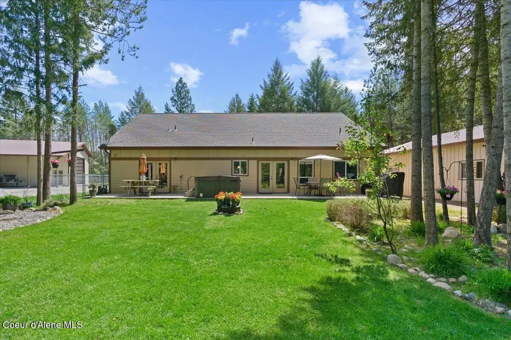 200 Dancing Lights Lane Athol ID 83801