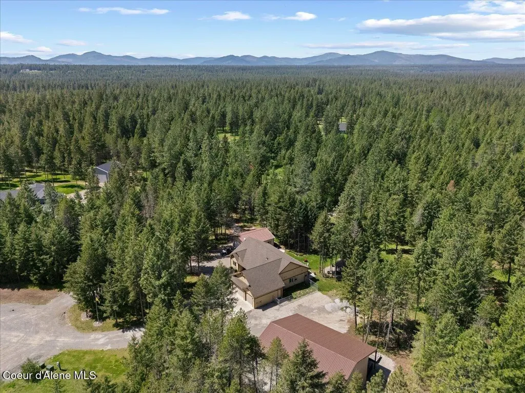 200 Dancing Lights Lane Athol ID 83801