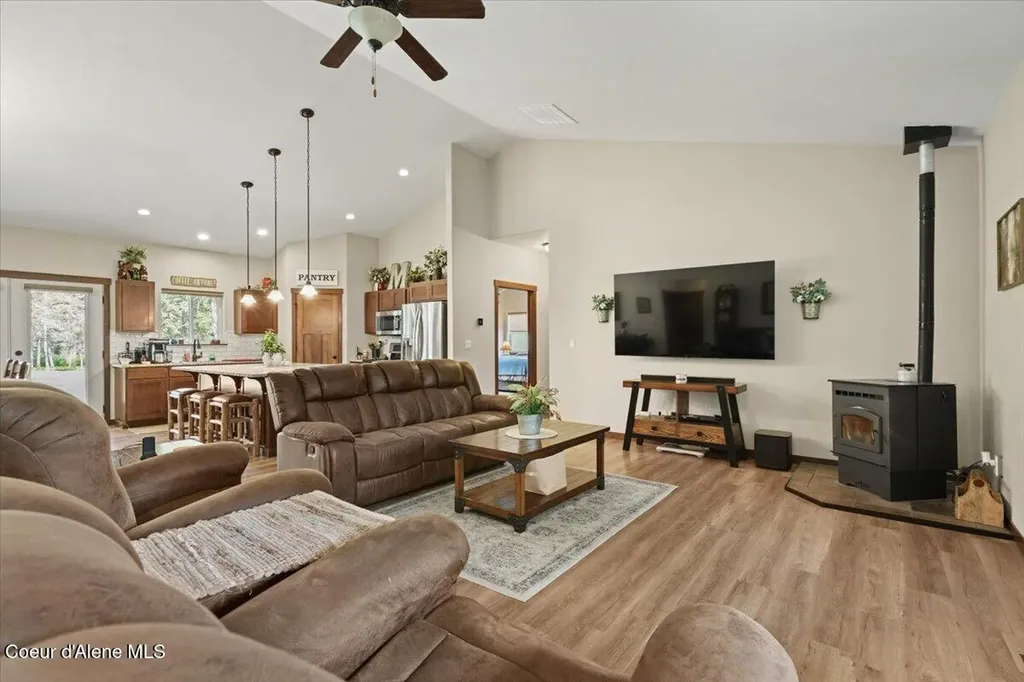 200 Dancing Lights Lane Athol ID 83801