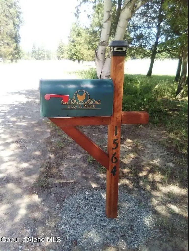 1564 Blue Sky Road Bonners Ferry ID 83805