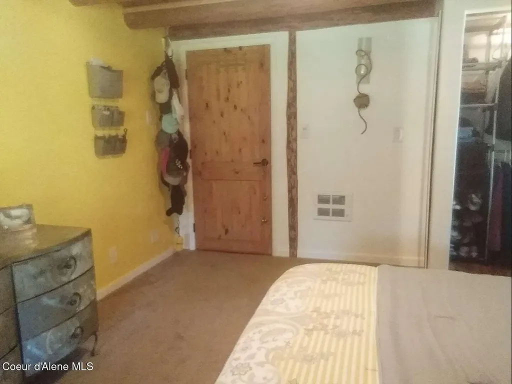 1564 Blue Sky Road Bonners Ferry ID 83805