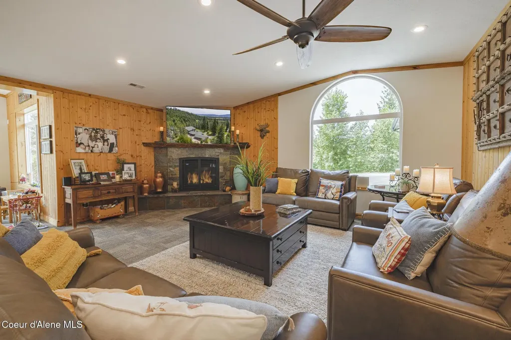 15964 N Songbird Lane Rathdrum ID 83858