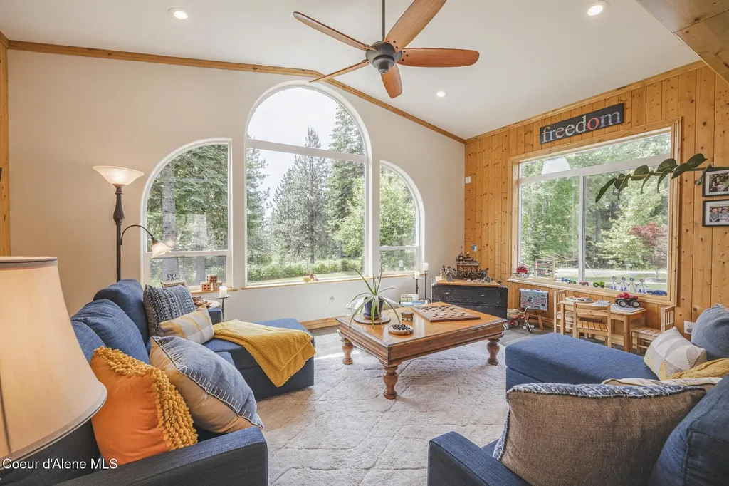 15964 N Songbird Lane Rathdrum ID 83858