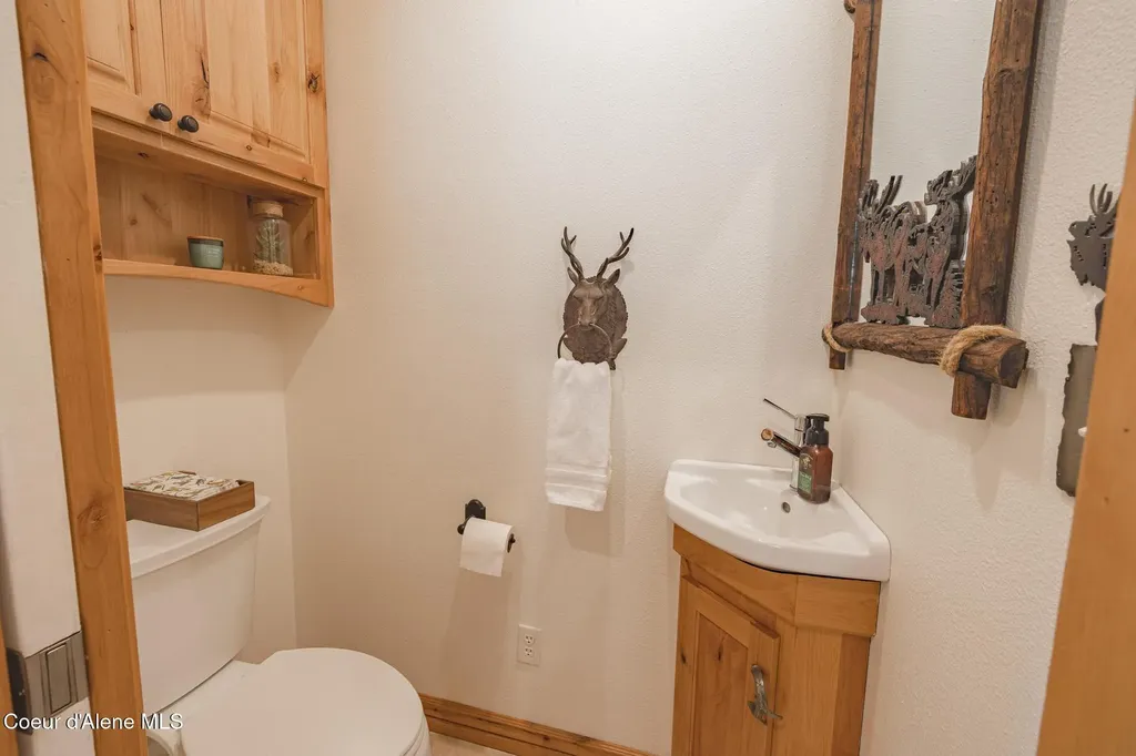 15964 N Songbird Lane Rathdrum ID 83858