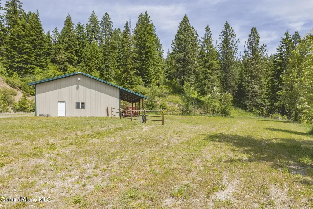 15964 N Songbird Lane Rathdrum ID 83858