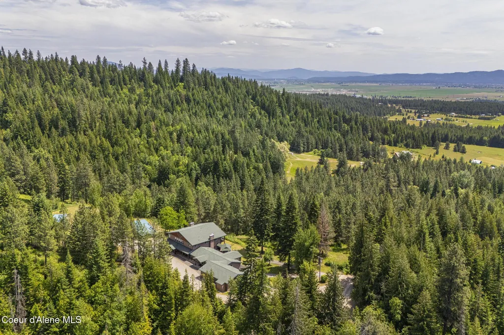15964 N Songbird Lane Rathdrum ID 83858