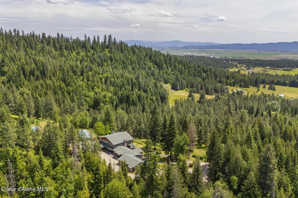 15964 N Songbird Lane Rathdrum ID 83858
