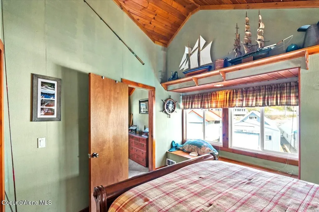 34128 N Scenic Bay D Dock Bayview ID 83803