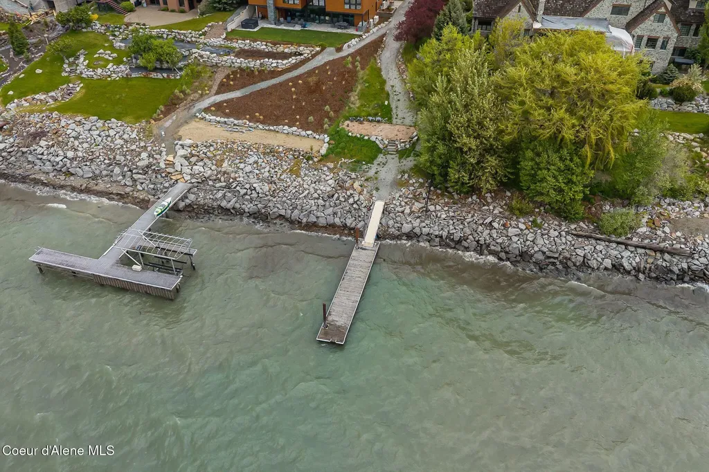 113 Crooked Ear Drive Sandpoint ID 83864
