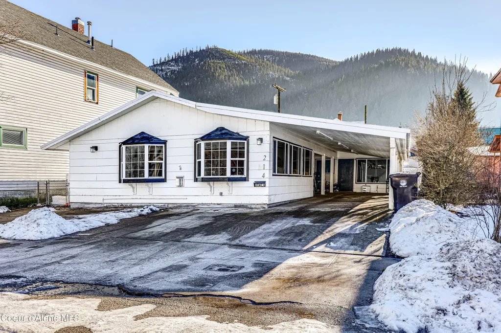214 Cypress Street Wallace ID 83873
