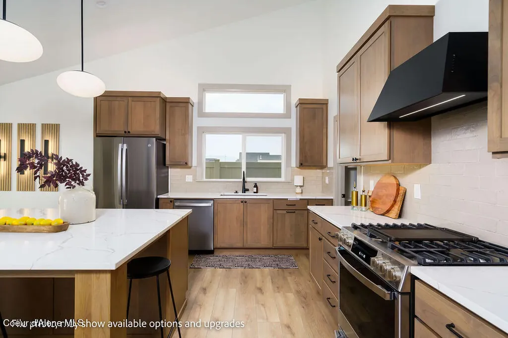 4594 E Savea Lane Post Falls ID 83854