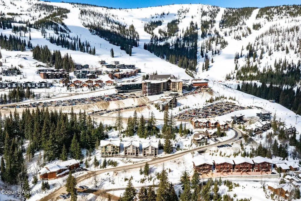 Nna Hemlock Lane Sandpoint ID 83864