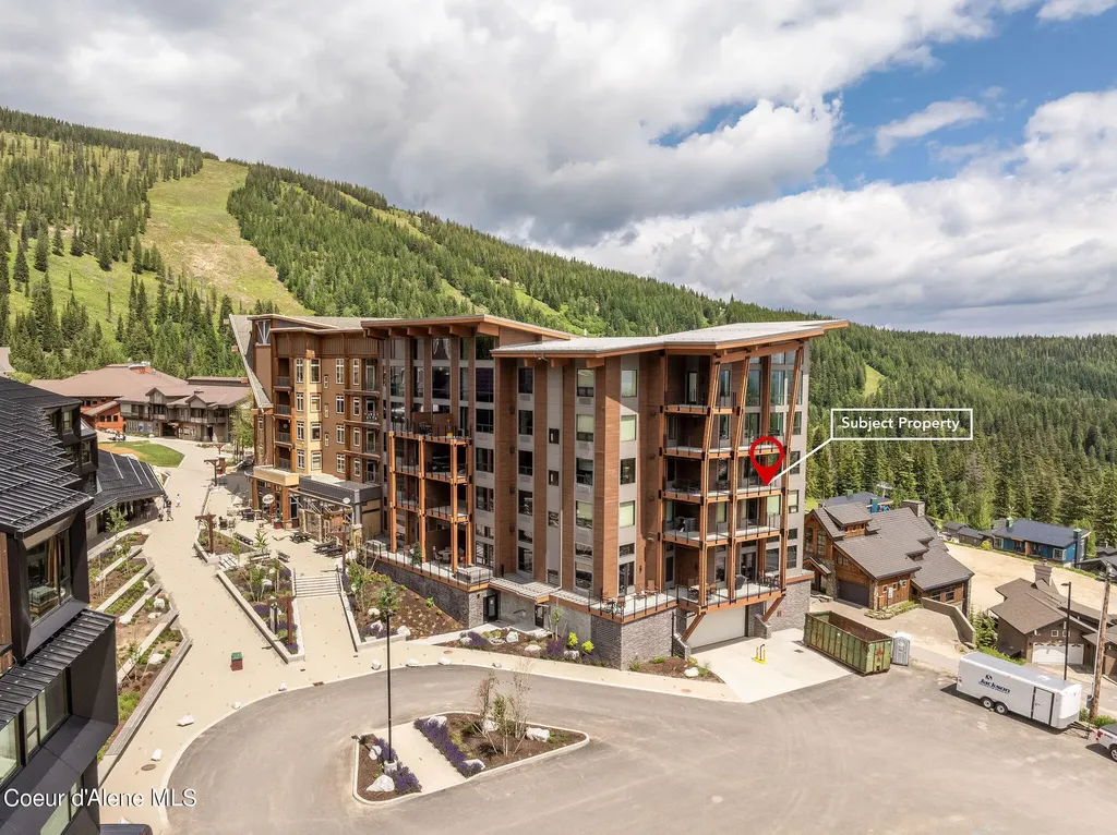124 Village Lane Sandpoint ID 83864