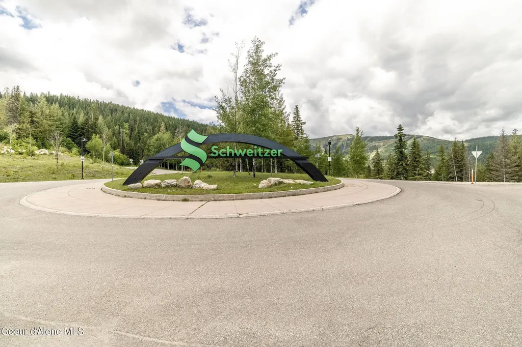 124 Village Lane Sandpoint ID 83864