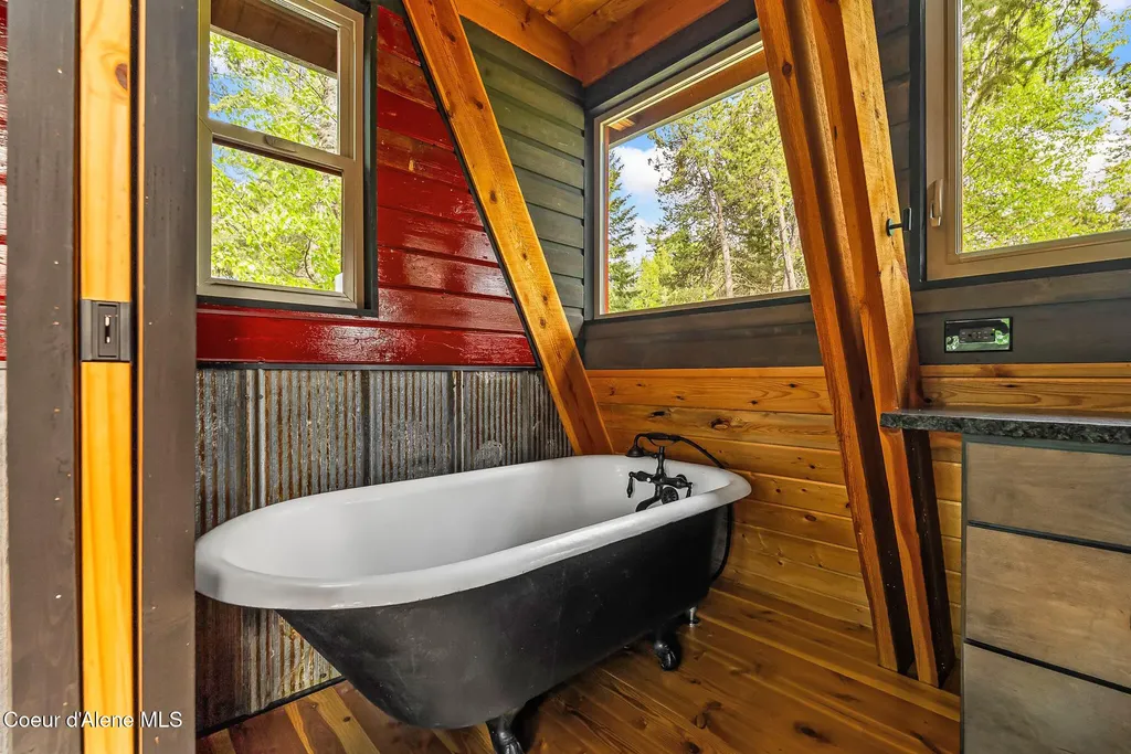 45 Rascals Road Sandpoint ID 83864