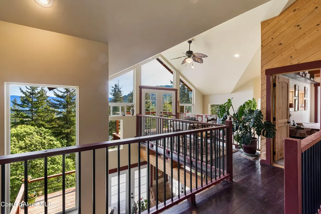 181 Spring View Lane Sagle ID 83860