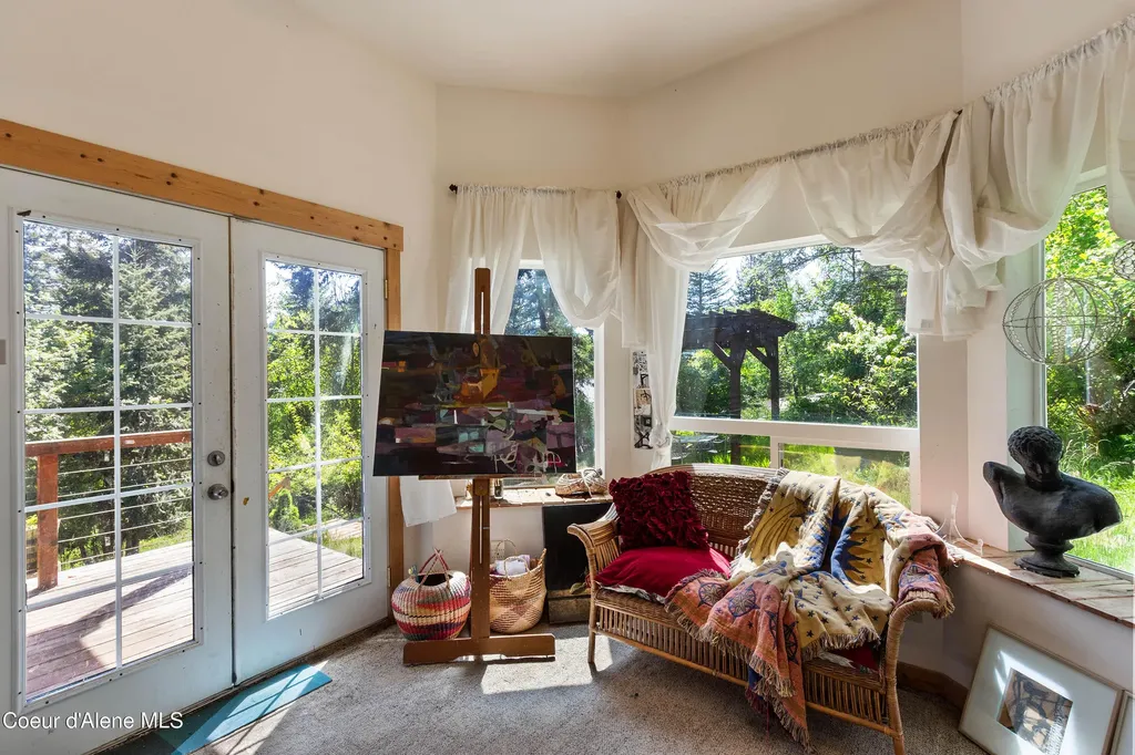 181 Spring View Lane Sagle ID 83860