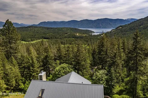 181 Spring View Lane Sagle ID 83860