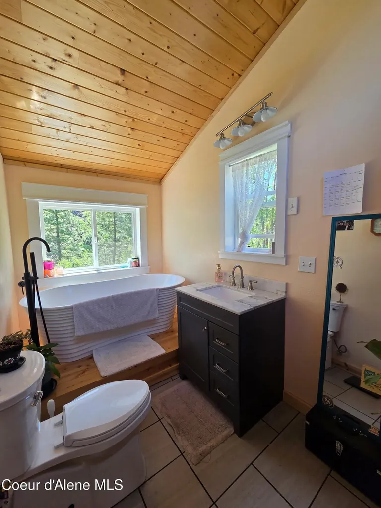 4870 Benewah Creek Road St. Maries ID 83861