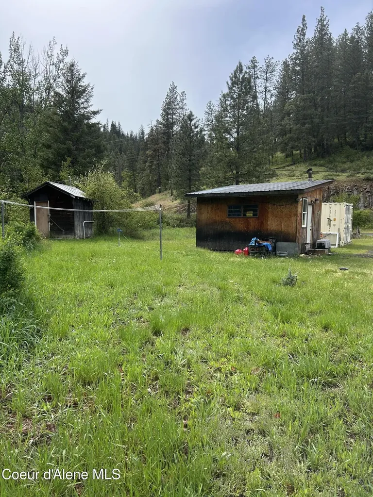 4870 Benewah Creek Road St. Maries ID 83861