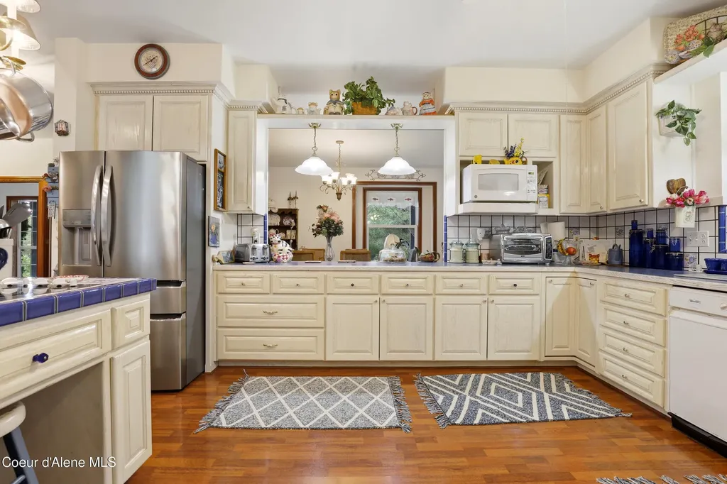 80 Rodeo Road Athol ID 83801