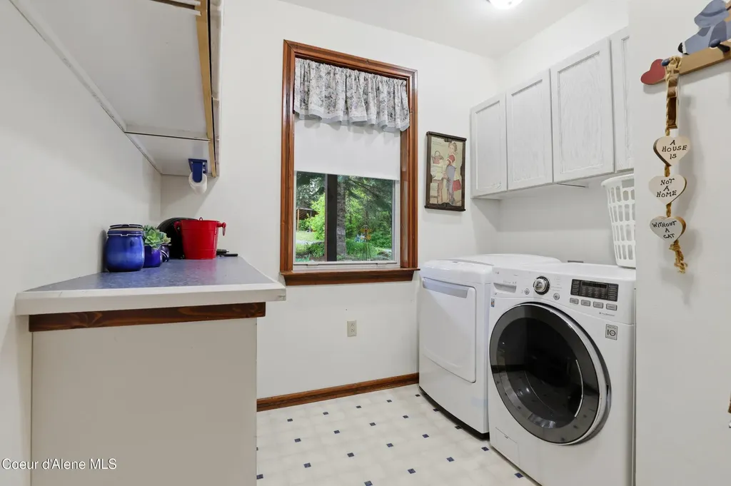 80 Rodeo Road Athol ID 83801