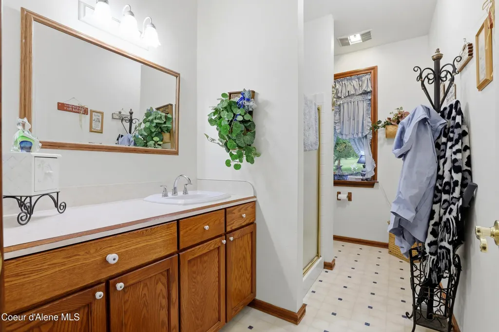 80 Rodeo Road Athol ID 83801
