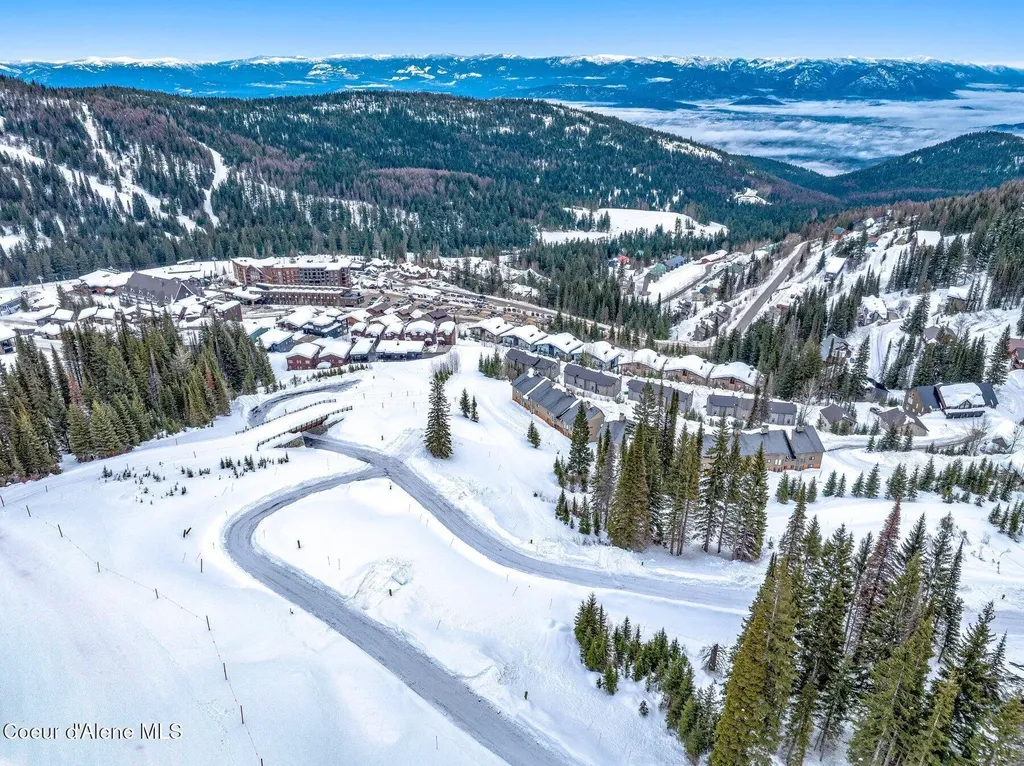 Crystal View L3 B5 Sandpoint ID 83864