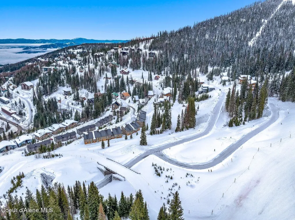 Crystal View L2 B5 Sandpoint ID 83864