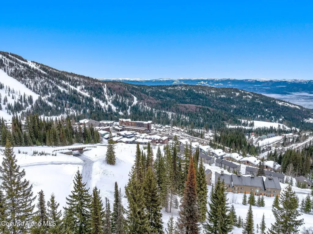 Crystal View L1 & L2 B3 Sandpoint ID 83864